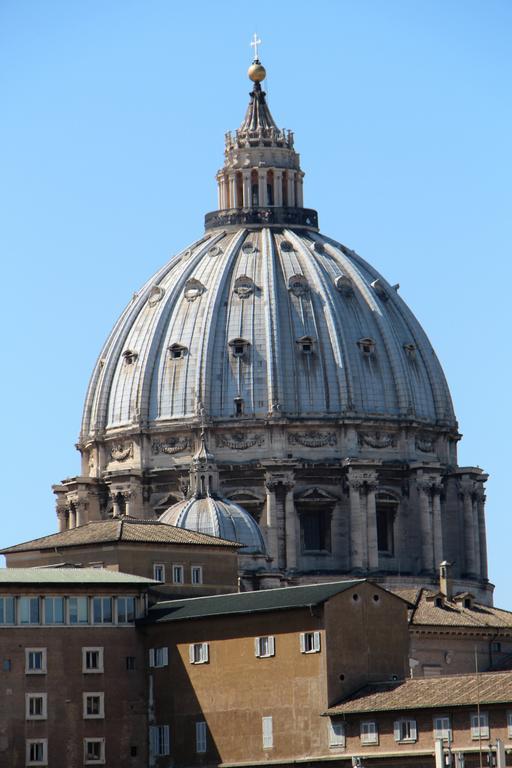 La Rosa Del Vaticano Luxury Apartment Рим Екстер'єр фото