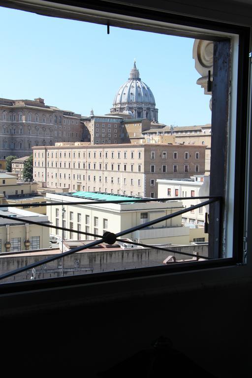 La Rosa Del Vaticano Luxury Apartment Рим Екстер'єр фото