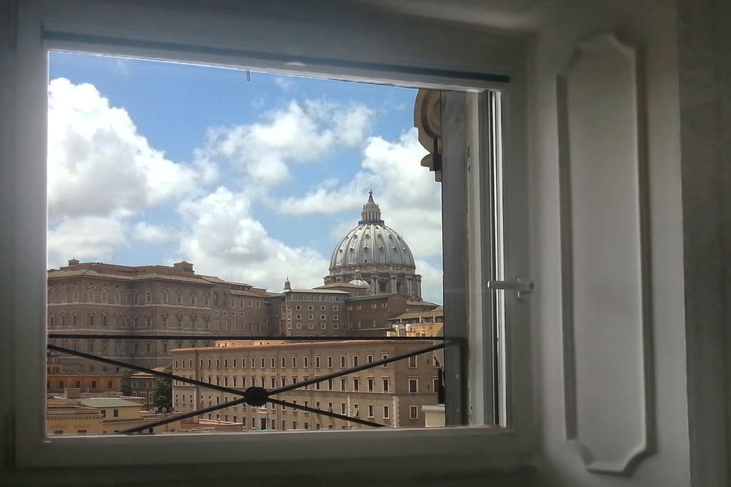 La Rosa Del Vaticano Luxury Apartment Рим Екстер'єр фото
